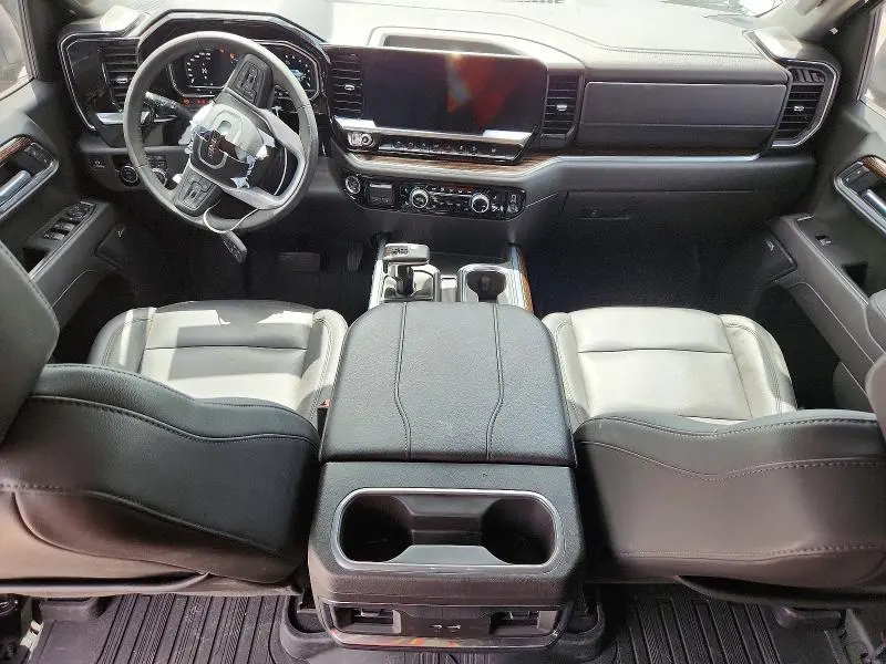 2025 GMC SIERRA K1500 ELEVATION  