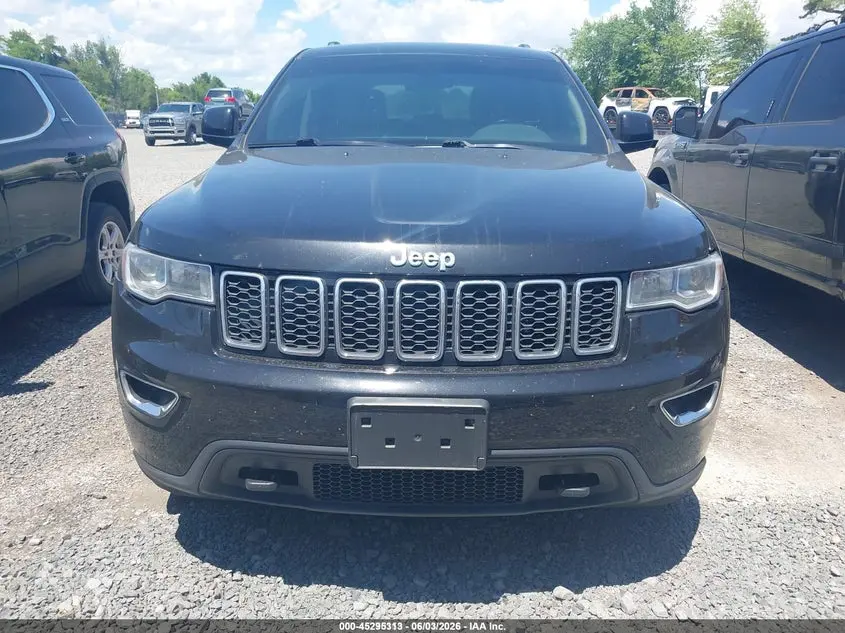 2019 JEEP GRAND CHEROKEE LAREDO E 4X4