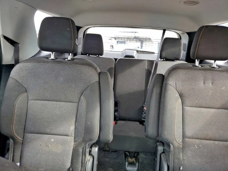 2018 CHEVROLET TRAVERSE LT  