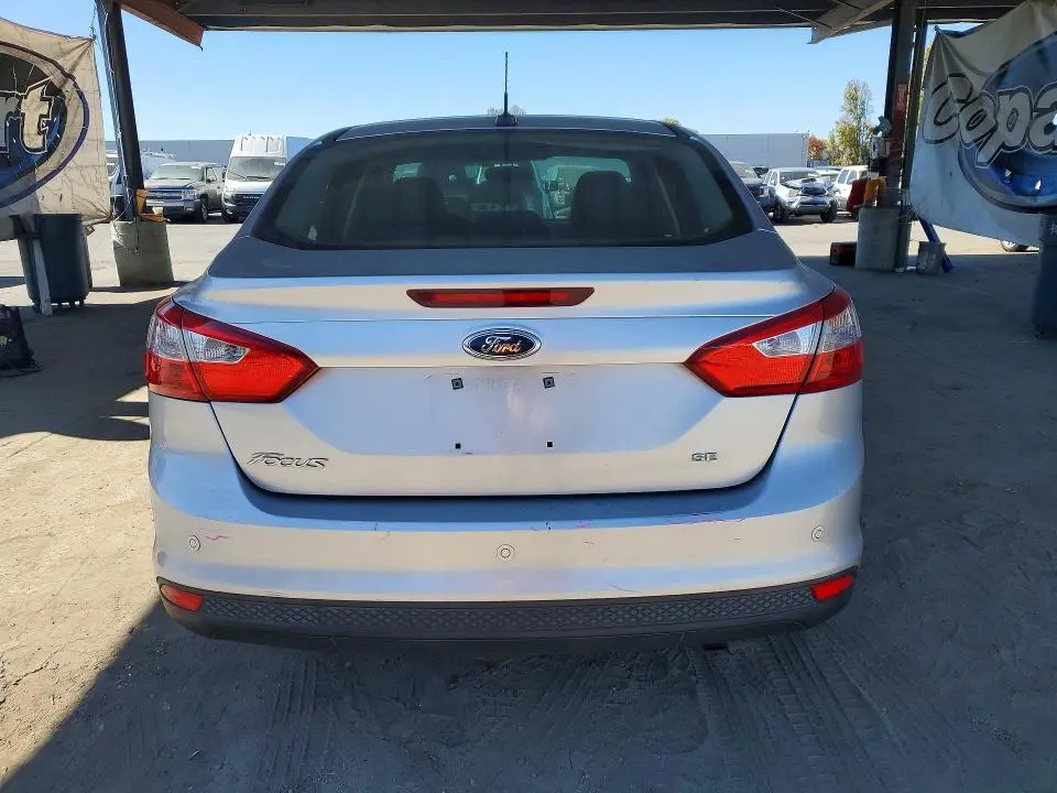 2014 FORD FOCUS SE  