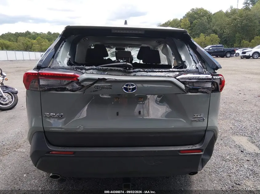 2022 TOYOTA RAV4 HYBRID XLE