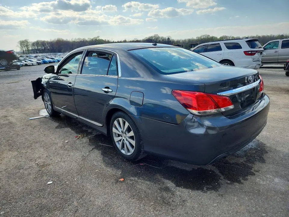 2011 TOYOTA AVALON LIMITED  