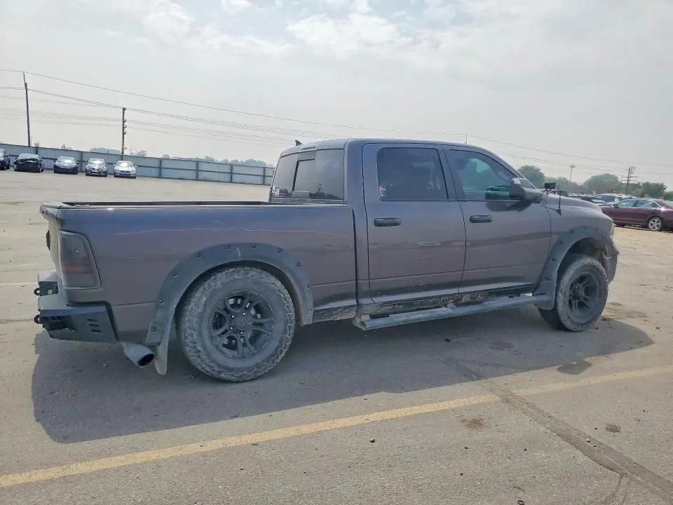 2014 RAM 1500 SLT  