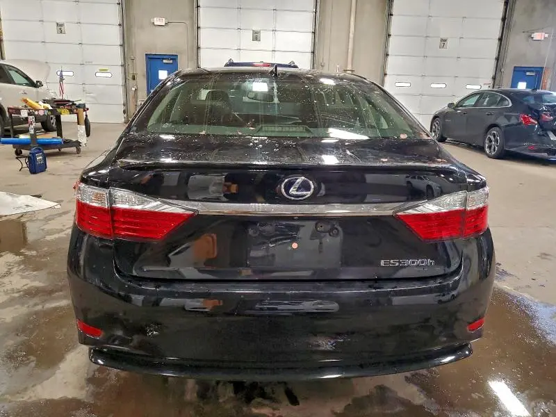 2015 LEXUS ES 300H  