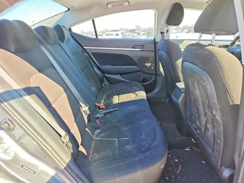 2019 HYUNDAI ELANTRA SEL  