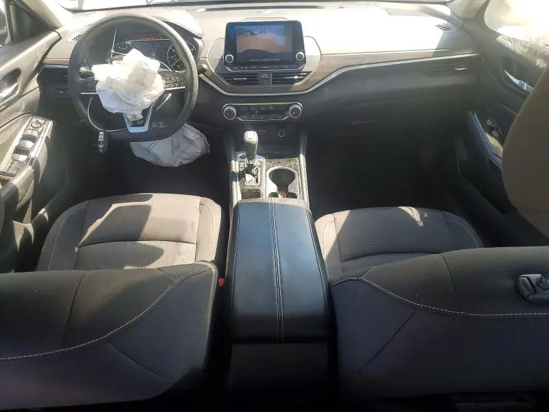 2023 NISSAN ALTIMA SV  