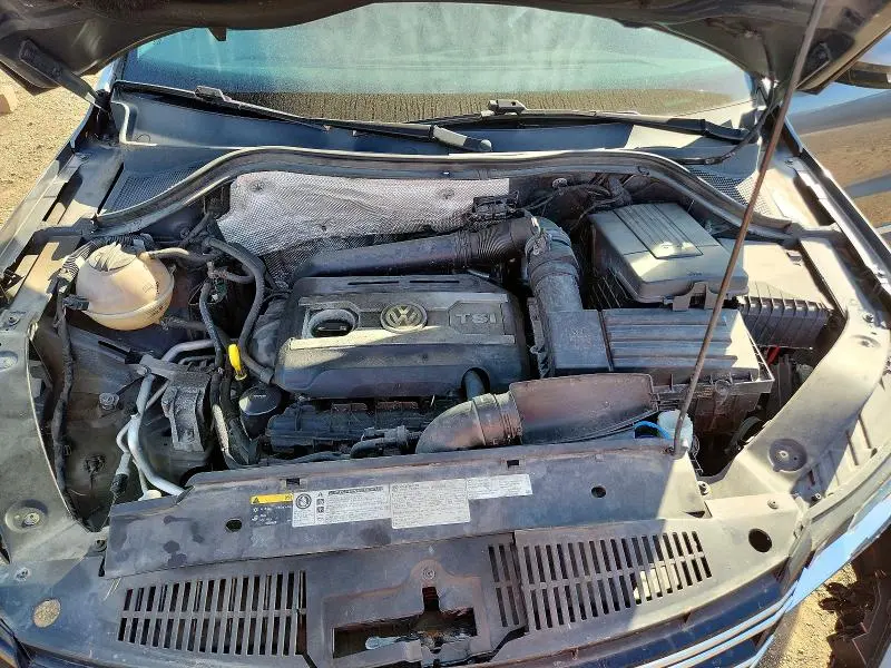 2014 VOLKSWAGEN TIGUAN S  