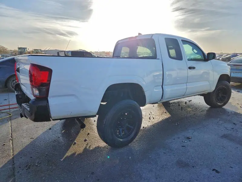 2019 TOYOTA TACOMA SR  