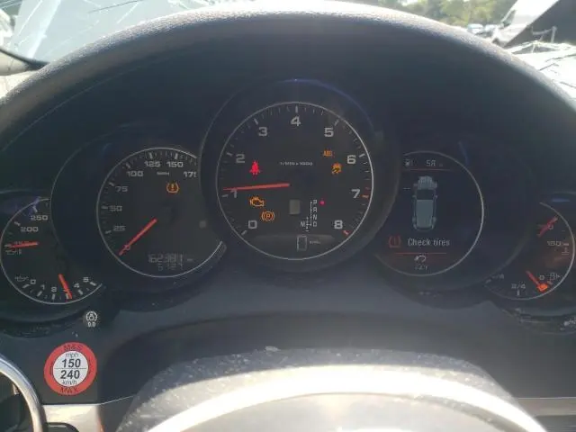 2016 PORSCHE CAYENNE   