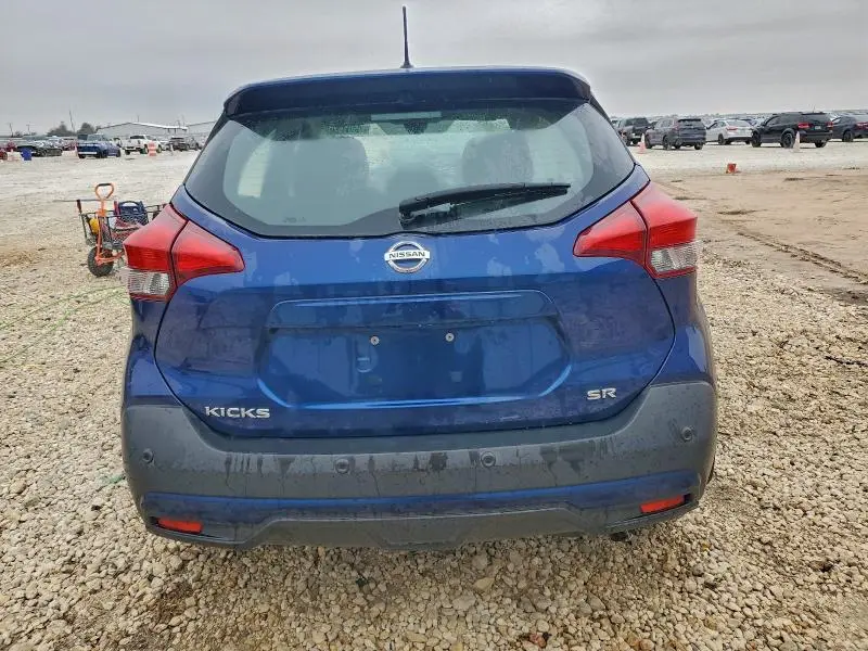 2020 NISSAN KICKS SR  