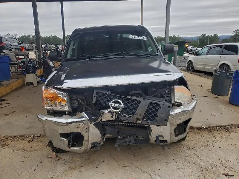 2010 NISSAN TITAN XE  