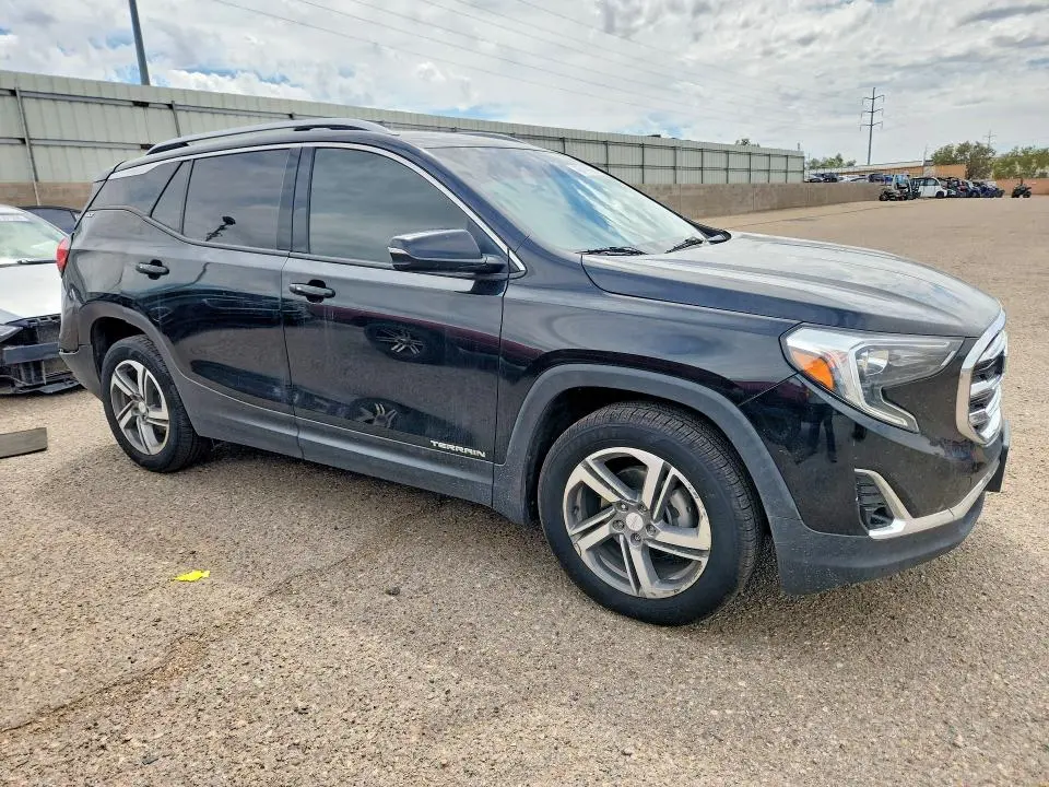 2020 GMC TERRAIN SLT  