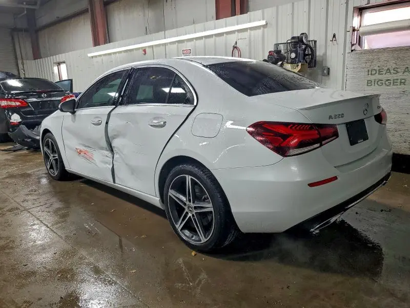 2019 MERCEDES-BENZ A 220 4MATIC  