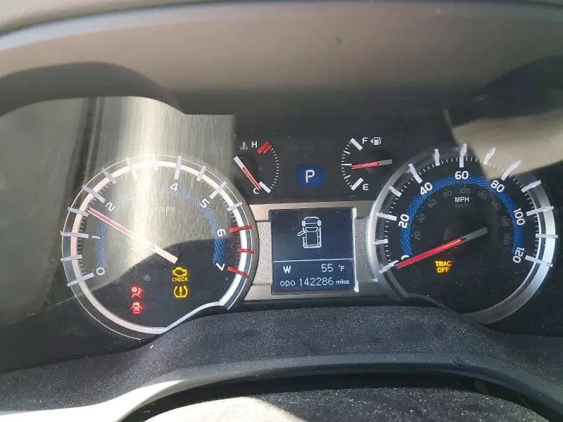 2019 TOYOTA 4RUNNER SR5  