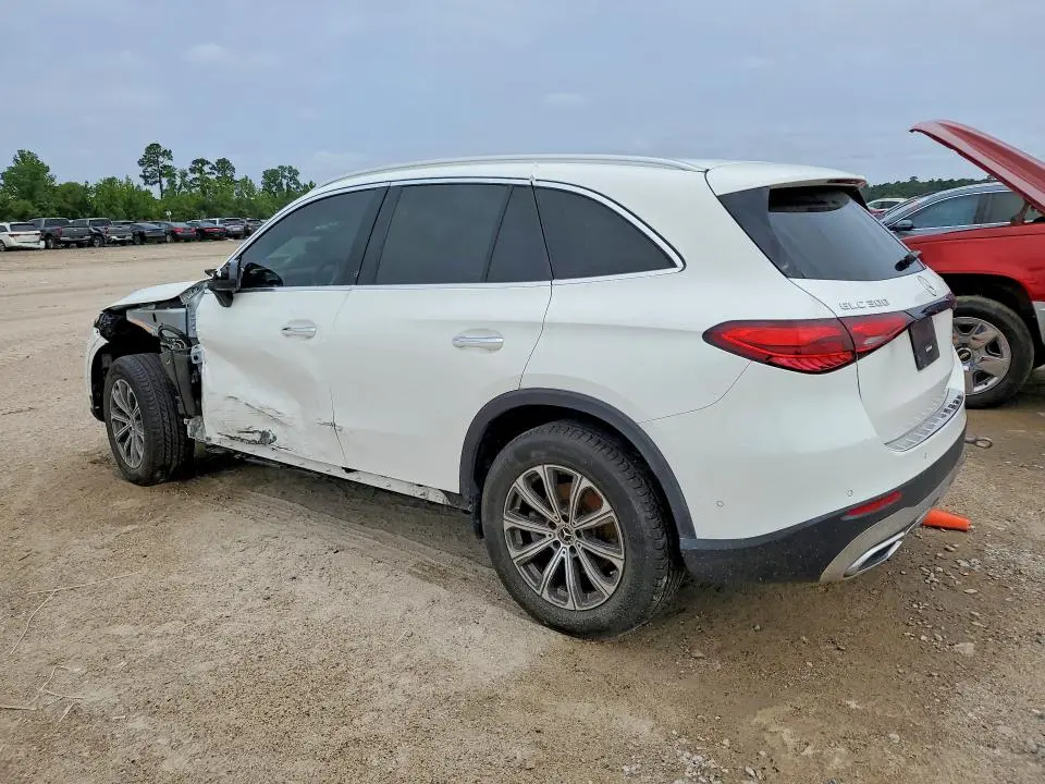 2023 MERCEDES-BENZ GLC   