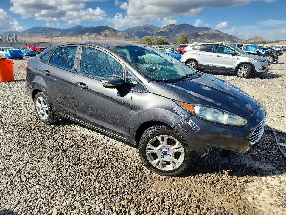 2015 FORD FIESTA SE  