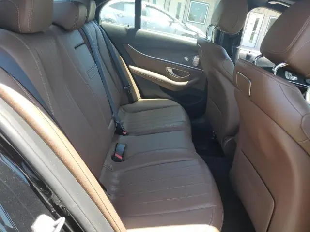 2018 MERCEDES-BENZ E 300  