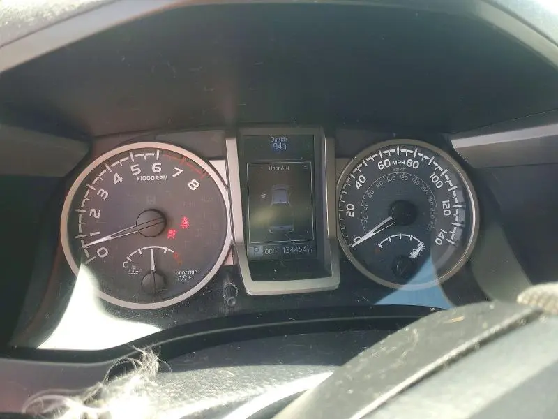 2019 TOYOTA TACOMA SR5 V6  