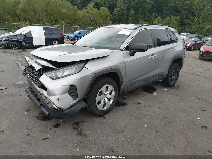 2020 TOYOTA RAV4 LE