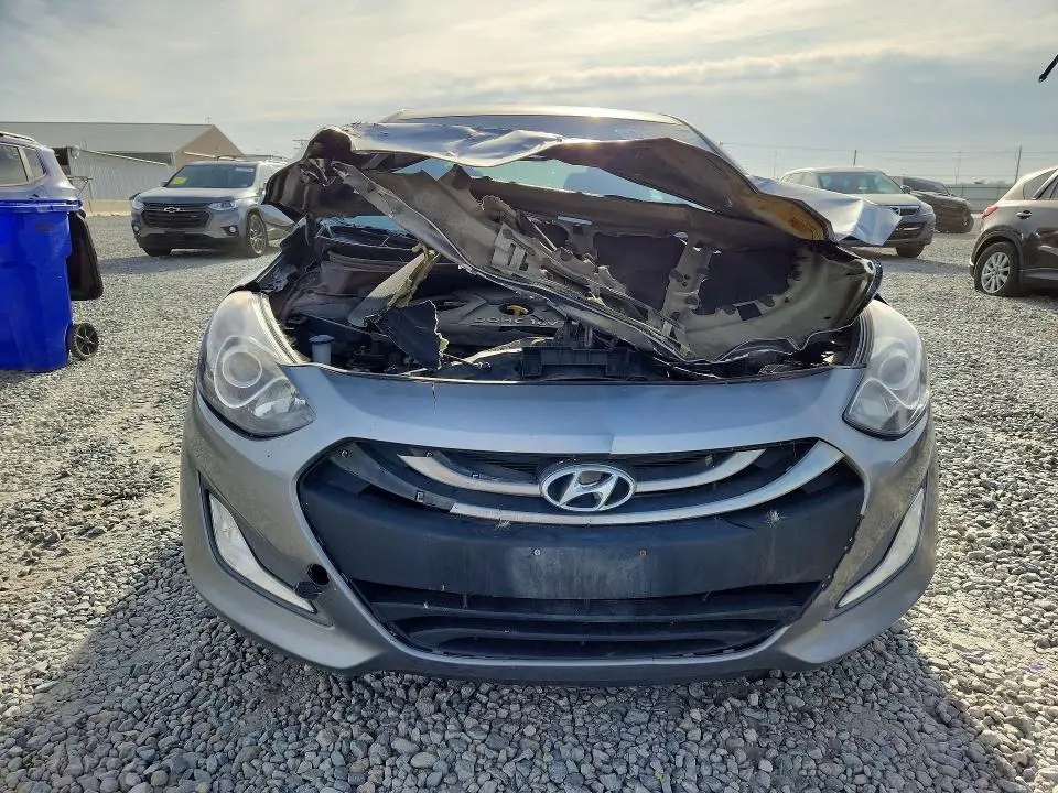 2013 HYUNDAI ELANTRA GT BASE  