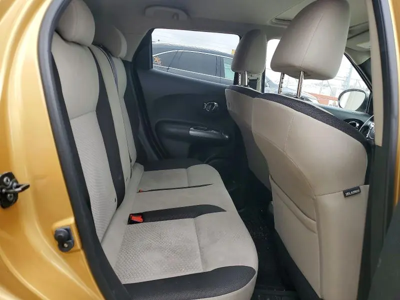 2013 NISSAN JUKE S  