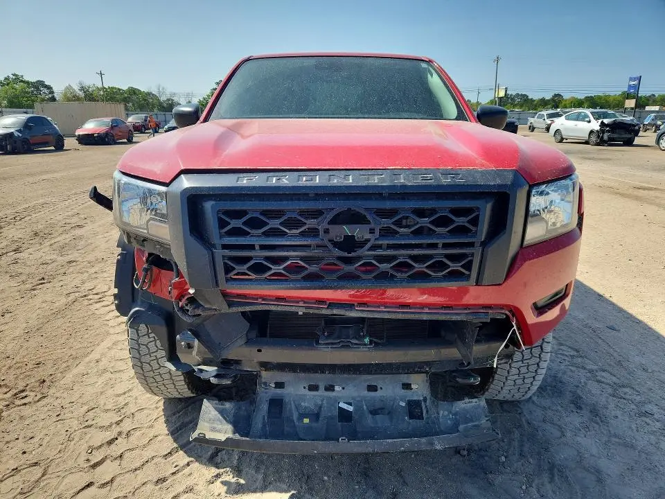 2022 NISSAN FRONTIER S  