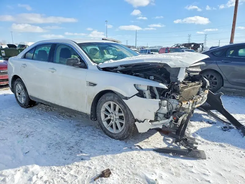 2015 FORD TAURUS SE  