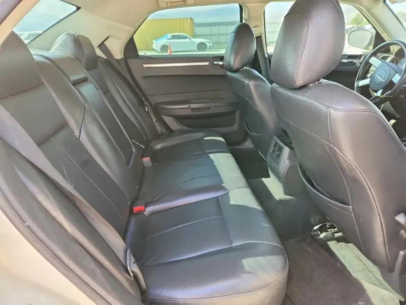 2010 CHRYSLER 300 TOURING  