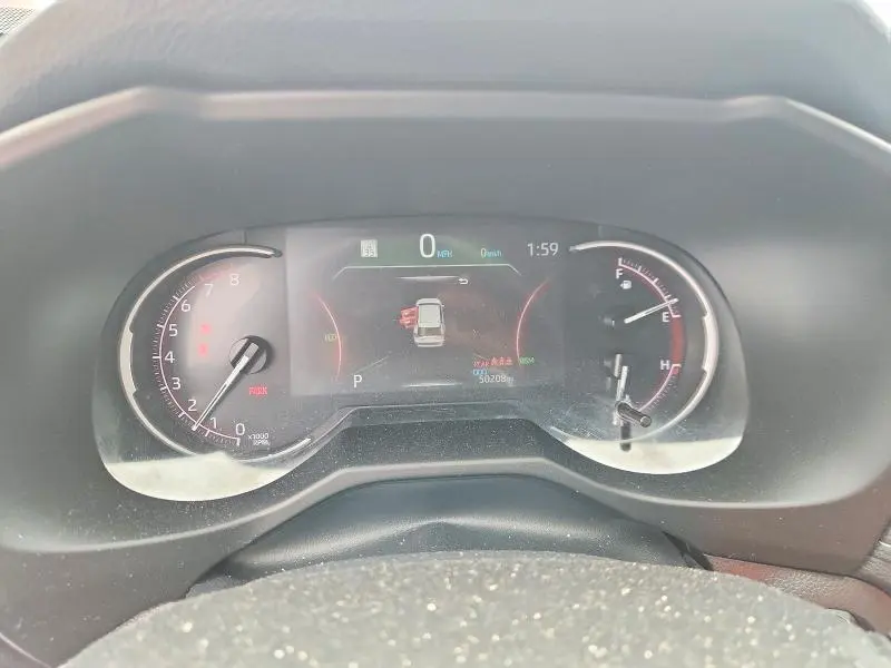 2024 TOYOTA RAV4 XLE  
