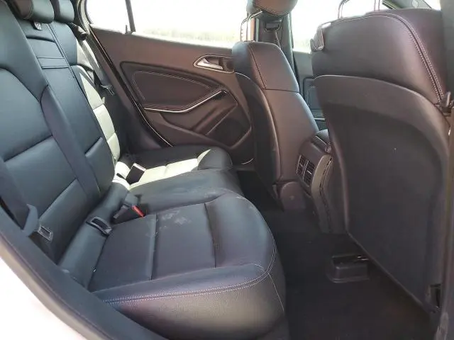 2019 MERCEDES-BENZ GLA 250  