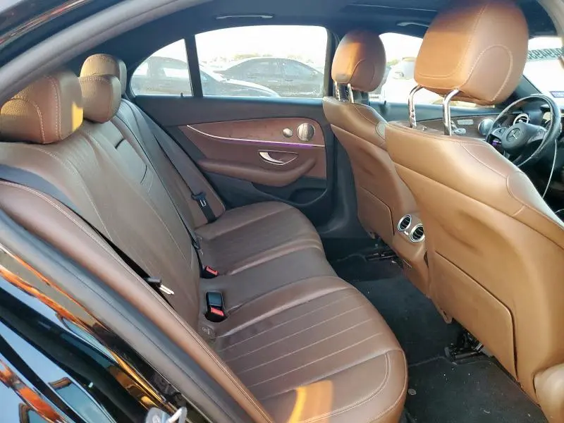 2017 MERCEDES-BENZ E 300 4MATIC  