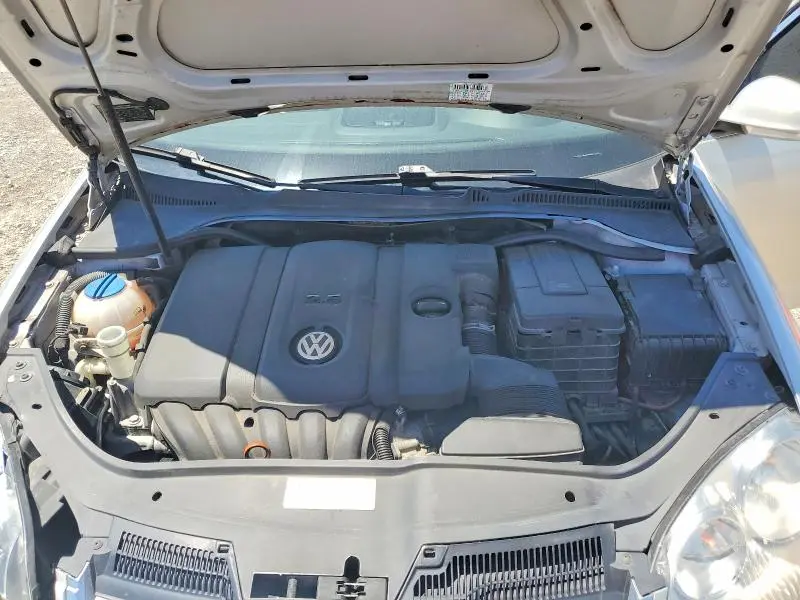 2010 VOLKSWAGEN JETTA SE  