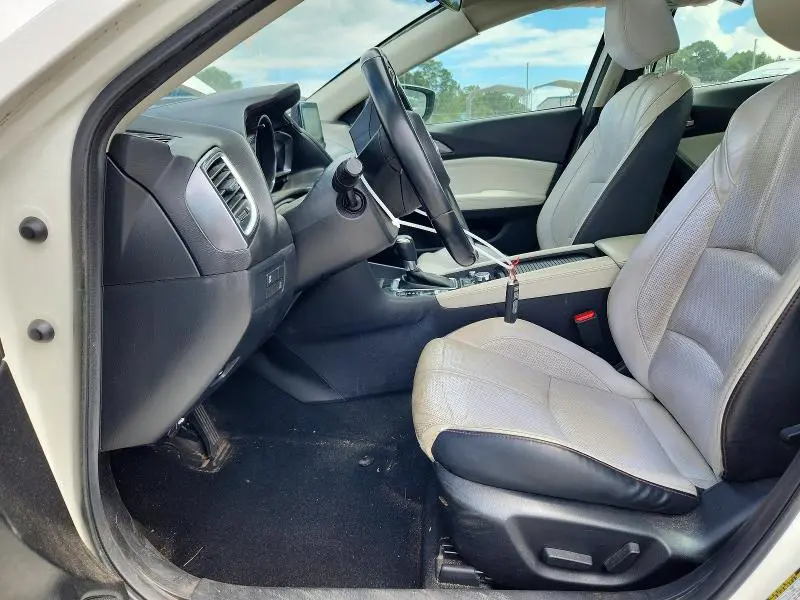 2017 MAZDA 3 GRAND TOURING  