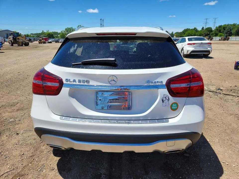 2020 MERCEDES-BENZ GLA 250 4MATIC  