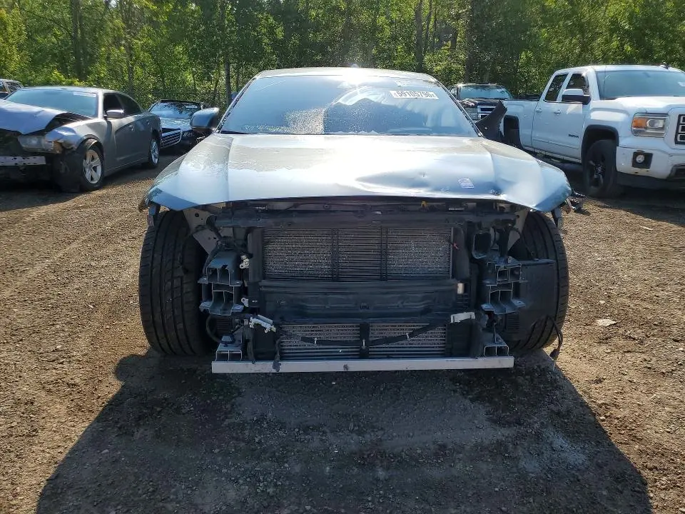 2018 VOLVO S90 T6 MOMENTUM  