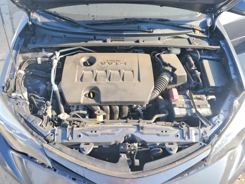 2017 TOYOTA COROLLA SE  