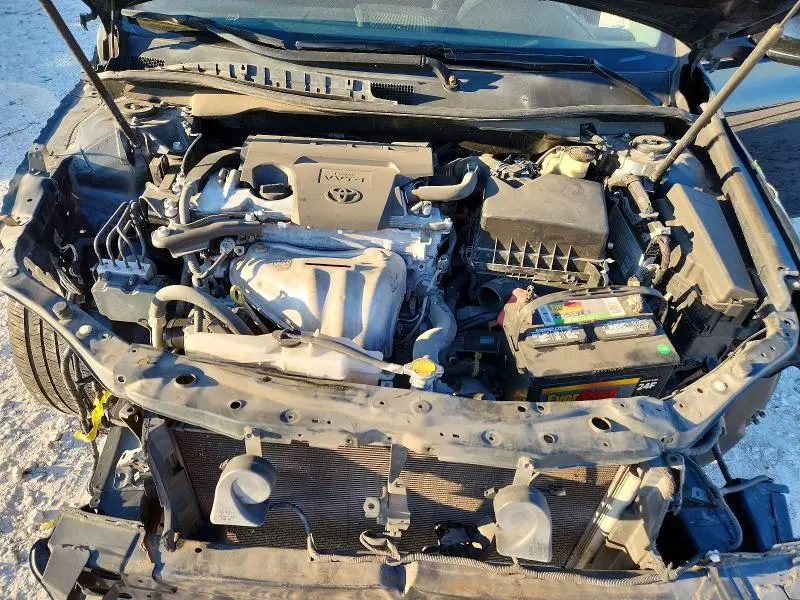 2015 TOYOTA CAMRY SE  