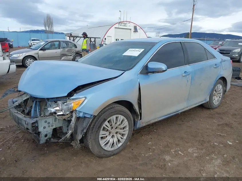 2012 TOYOTA CAMRY LE