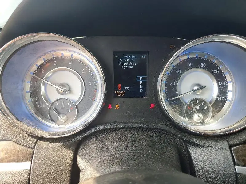 2014 CHRYSLER 300C   