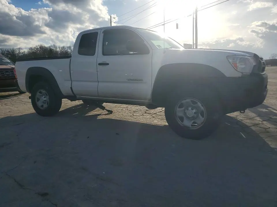 2014 TOYOTA TACOMA BASE  