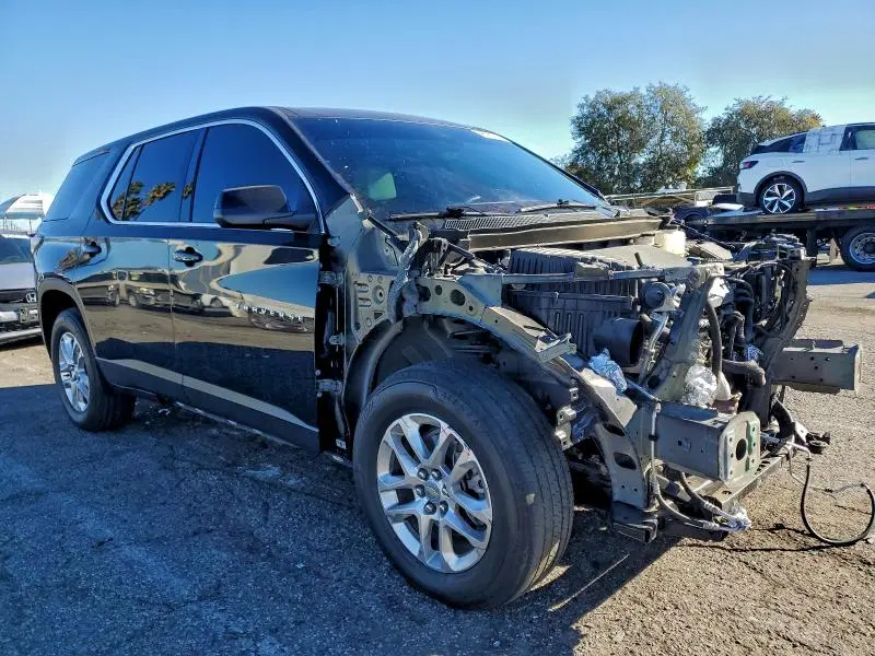 2023 CHEVROLET TRAVERSE LS  