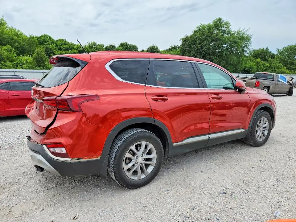 2019 HYUNDAI SANTA FE SE  
