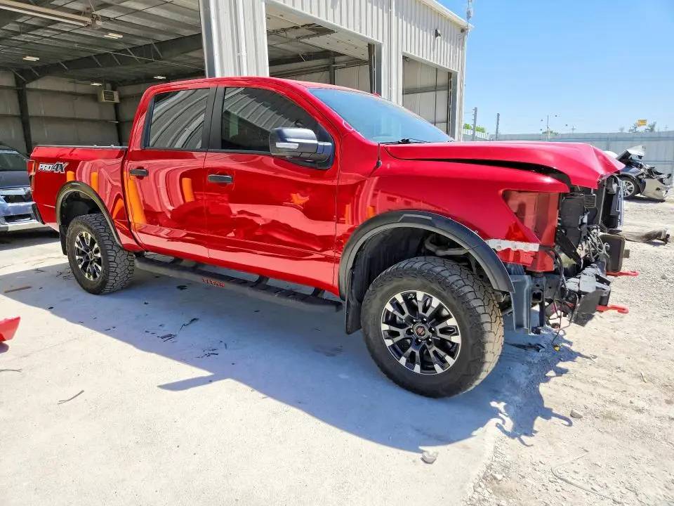 2021 NISSAN TITAN PRO-4X  