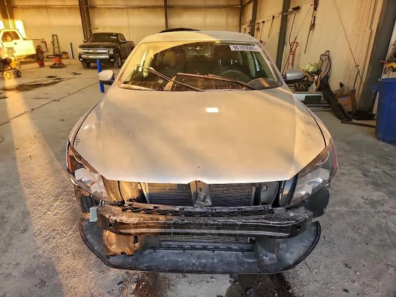 2014 VOLKSWAGEN PASSAT S  