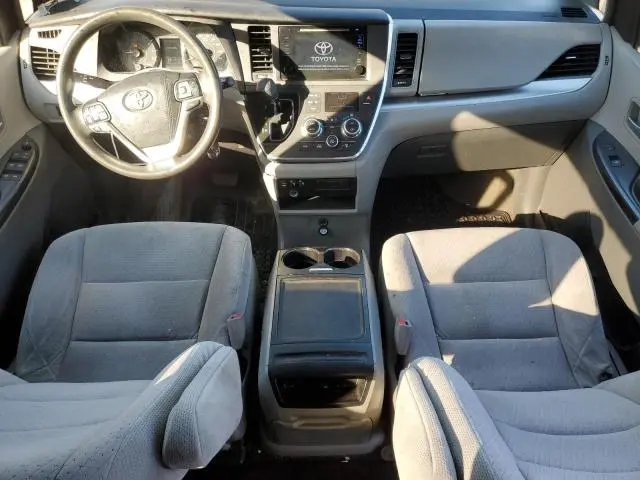 2015 TOYOTA SIENNA LE  