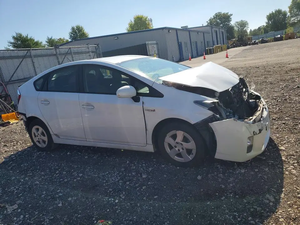 2011 TOYOTA PRIUS TWO  