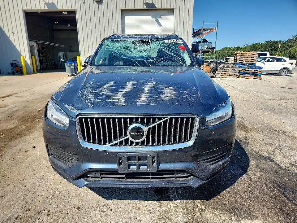 2020 VOLVO XC90 T5 MOMENTUM  