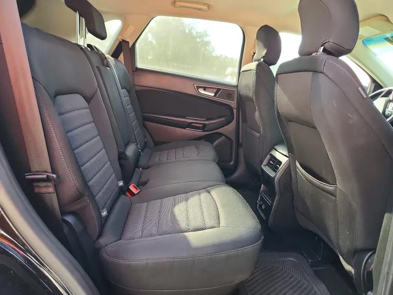 2016 FORD EDGE SE  