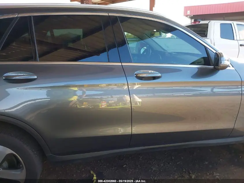 2018 MERCEDES-BENZ GLC 300  