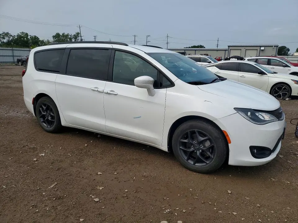 2019 CHRYSLER PACIFICA TOURING L  